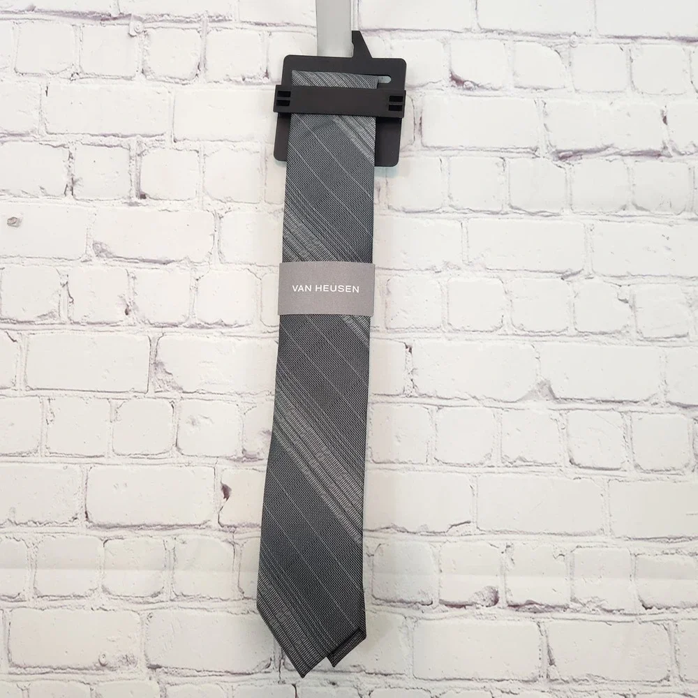 NWT Van Heusen Gray on Gray Striped Men's Tie‎ One Size